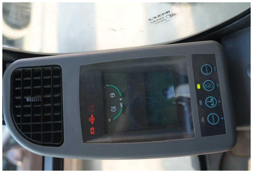 Цветной ЖК-дисплей