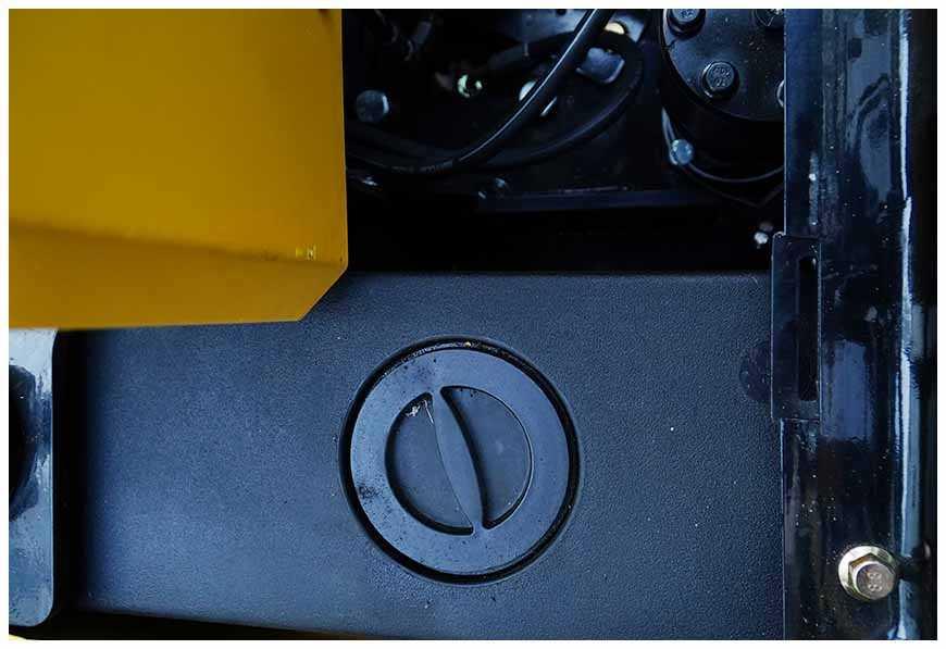 Пластиковый топливный бак