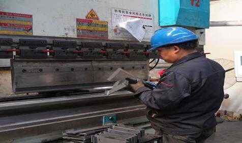 折弯机加工部件如何提高 RIPPA 挖掘机的精度和耐用性 ?