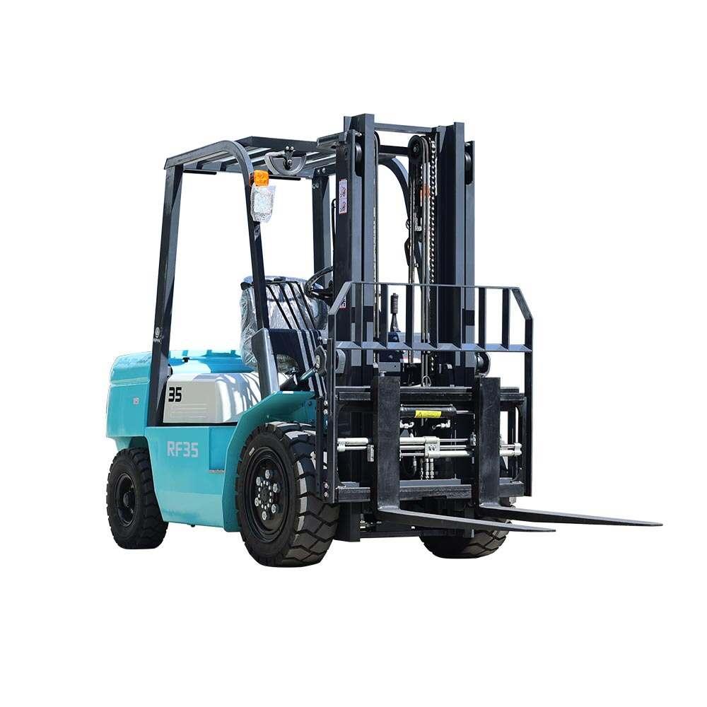 Electric Forklift vs. Fuel Forklift: Which is Better for Your Business?